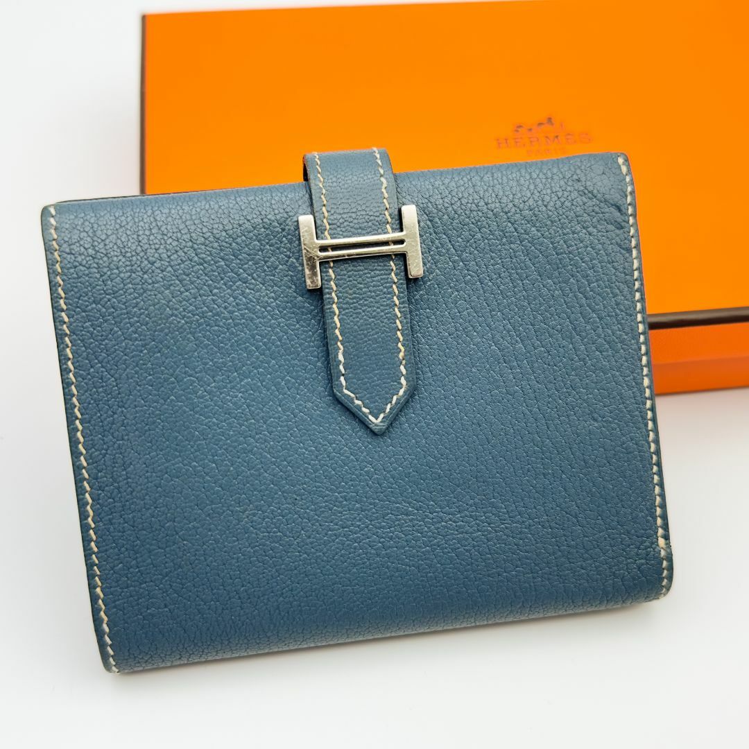 Hermes(エルメス)の【極美品】エルメス　べアンコンパクト　シェーブル　SV金具　□G刻印 レディースのファッション小物(財布)の商品写真