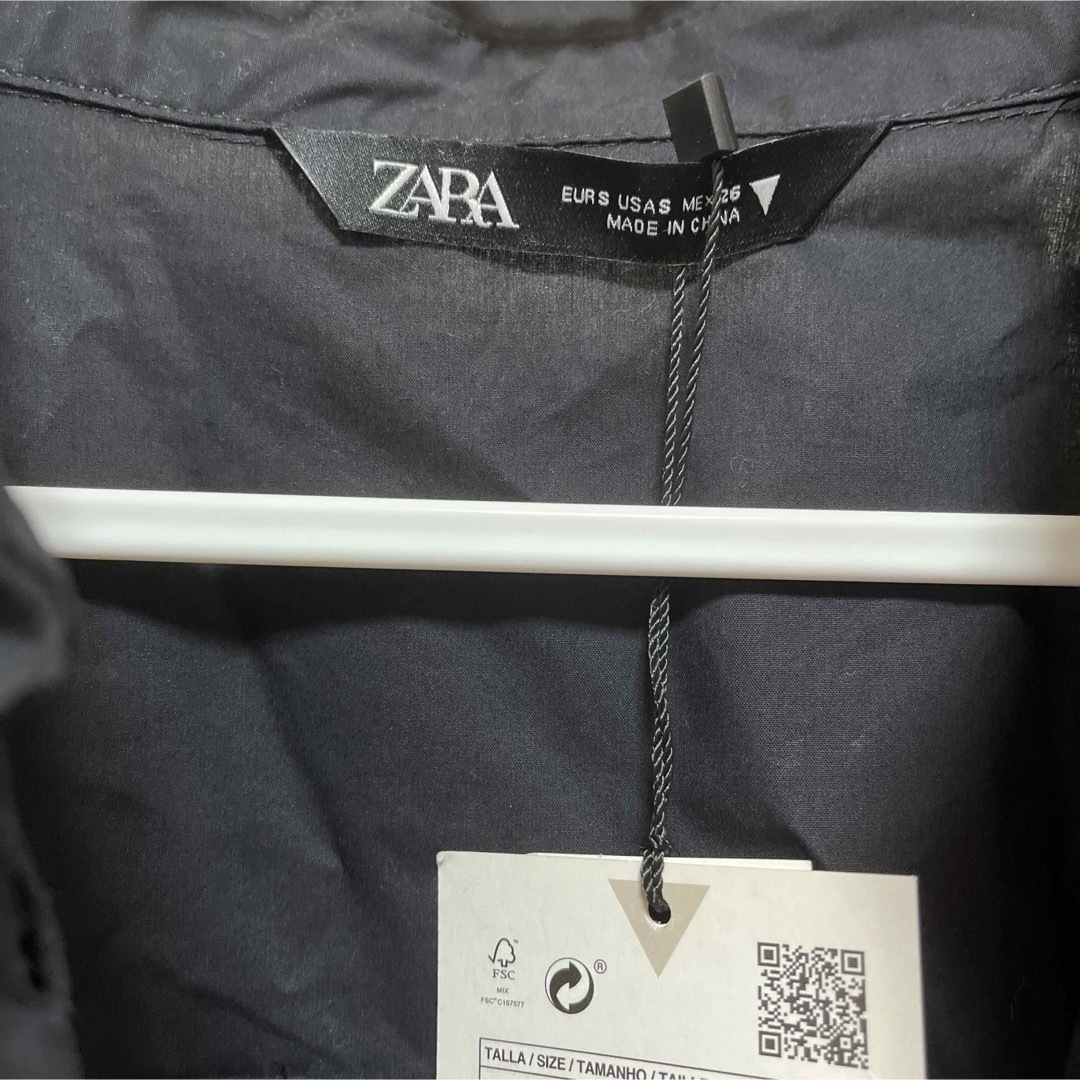 ZARA(ザラ)の【ZARA】ブラックオーバーシャツ レディースのトップス(シャツ/ブラウス(長袖/七分))の商品写真