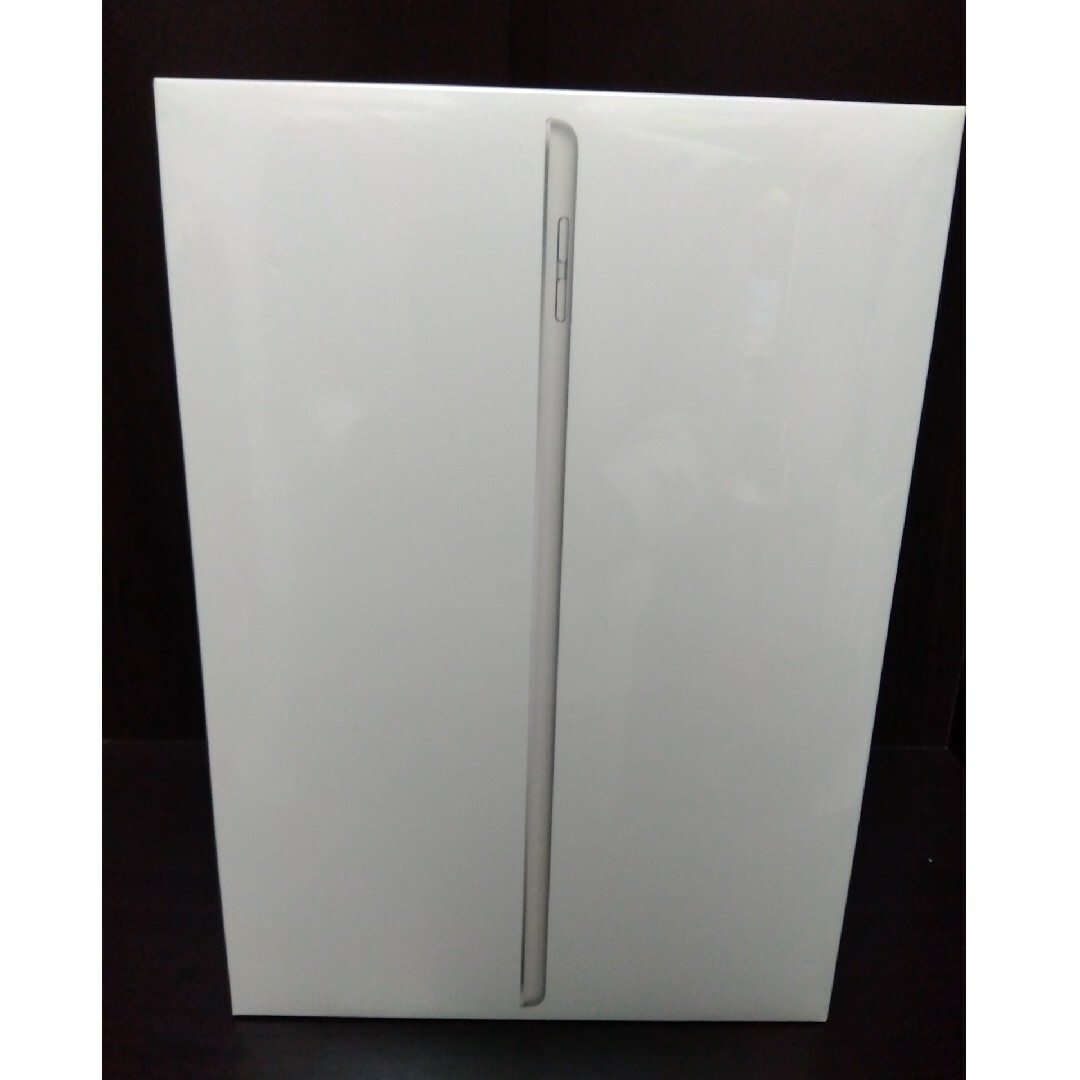 新品未開封　アップル iPad 第9世代 WiFi 64GB シルバー スマホ/家電/カメラのPC/タブレット(タブレット)の商品写真
