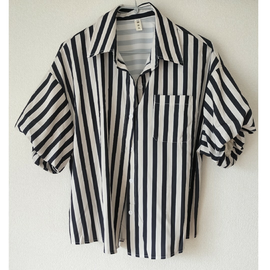 ストライプパフスリーブシャツ レディースのトップス(シャツ/ブラウス(半袖/袖なし))の商品写真