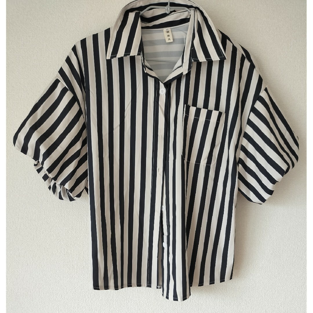 ストライプパフスリーブシャツ レディースのトップス(シャツ/ブラウス(半袖/袖なし))の商品写真