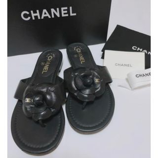 シャネル(CHANEL)の【CHANEL】美品 シャネル カメリア レザー サンダル(サンダル)