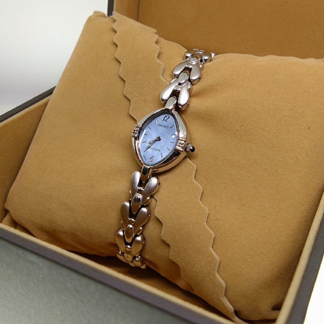 SEIKO(セイコー)のSEIKO セイコー エクセリーヌ  レディース 腕時計 2P ダイヤ シェル レディースのファッション小物(腕時計)の商品写真