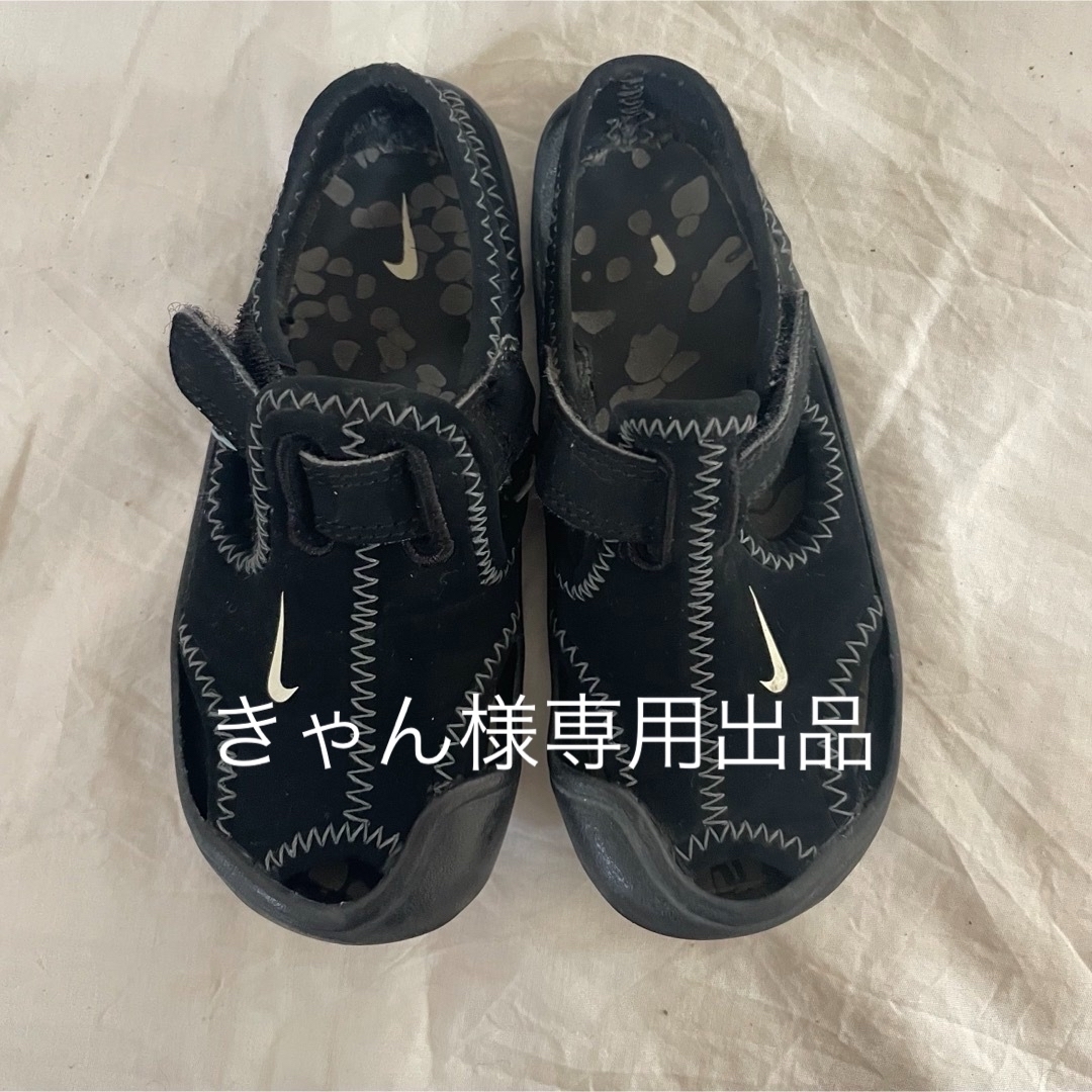 NIKE(ナイキ)のNIKE キッズサンダル キッズ/ベビー/マタニティのキッズ靴/シューズ(15cm~)(サンダル)の商品写真