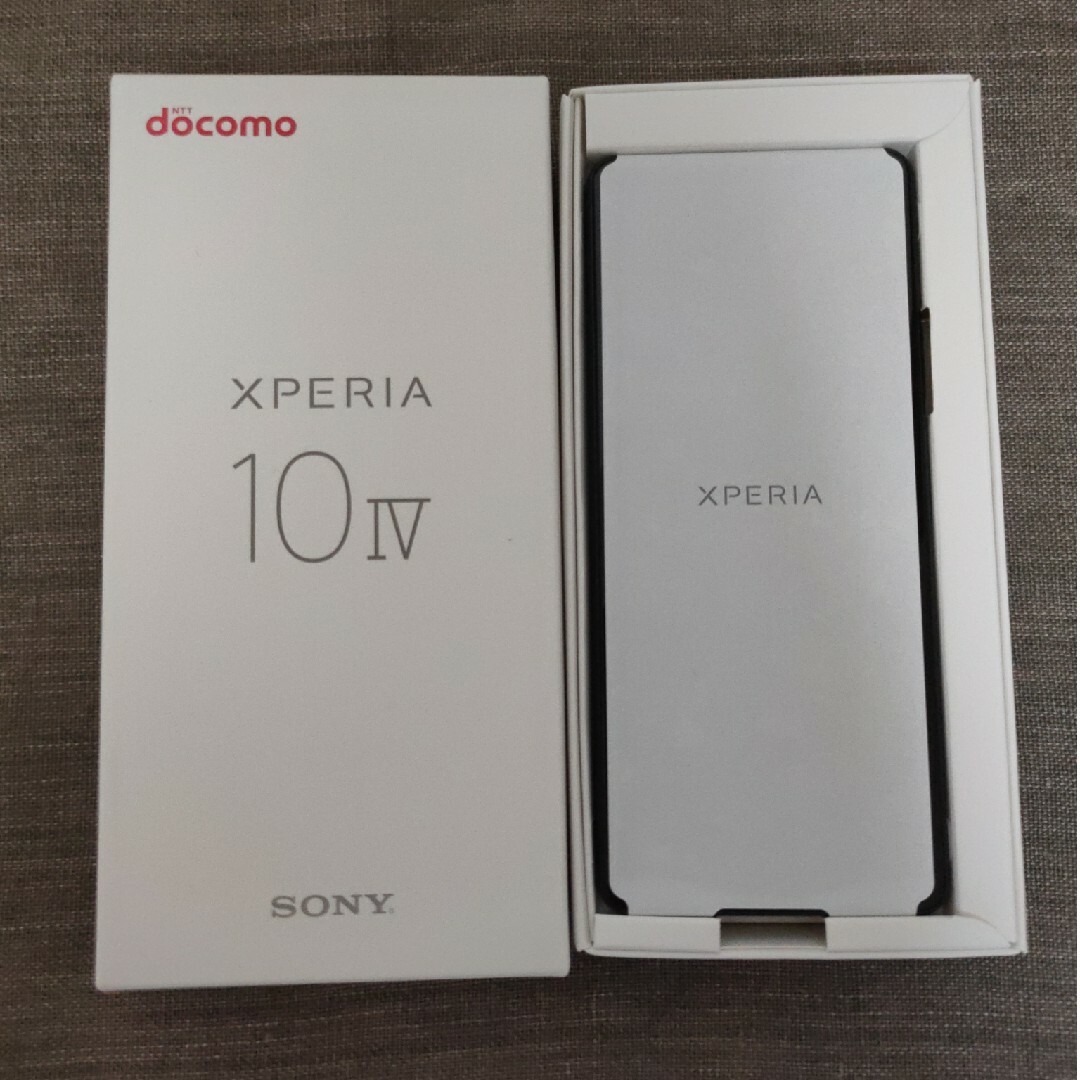 Xperia(エクスペリア)の新品未使用 Xperia 10 IV SO-52C ブラック スマホ/家電/カメラのスマートフォン/携帯電話(スマートフォン本体)の商品写真