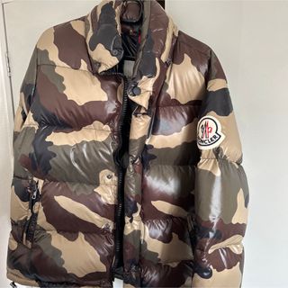 モンクレール(MONCLER)のモンクレールダウン(ダウンジャケット)