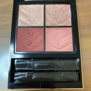 Yves Saint Laurent Beaute - ※購入前のコメント必須　イヴ・サンローラン　クチュールミニクラッチ　500