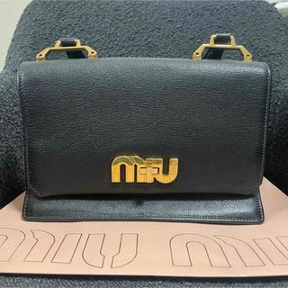 MIUMIUバッグ