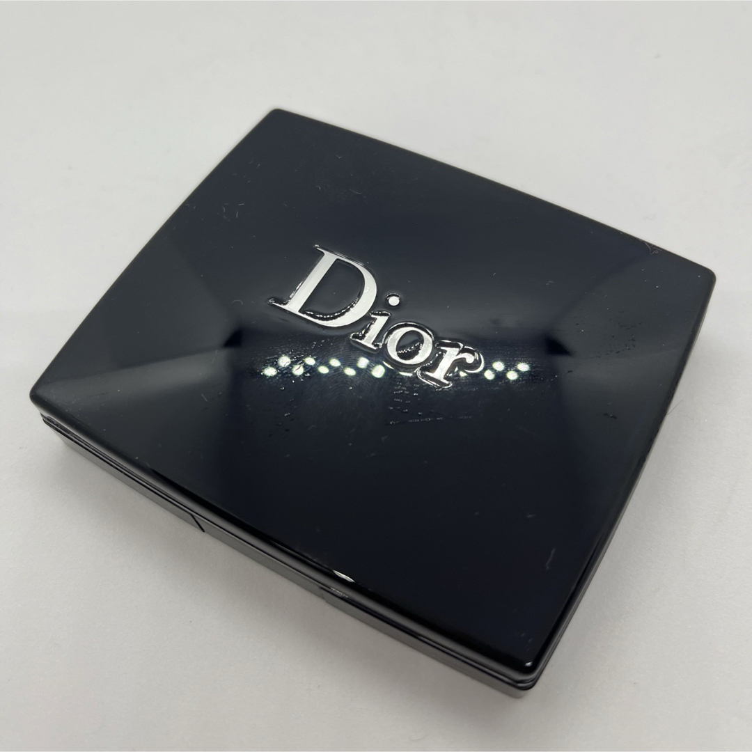 Dior(ディオール)のDior ブラッシュ　002 コーラルツイスト コスメ/美容のメイク道具/ケアグッズ(チーク/フェイスブラシ)の商品写真