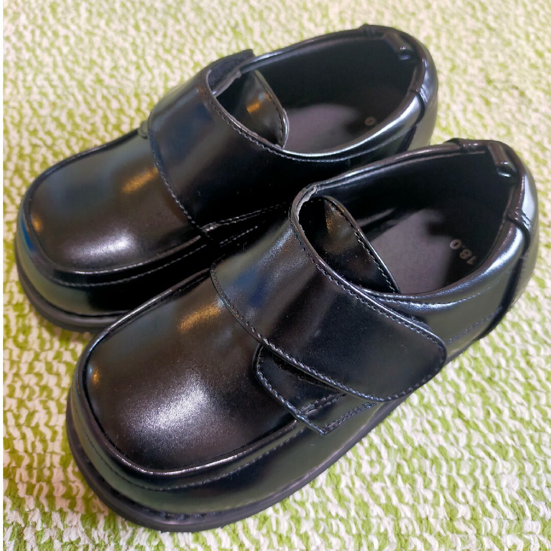 新品未使用　靴　黒　18cm キッズ/ベビー/マタニティのキッズ靴/シューズ(15cm~)(ローファー)の商品写真