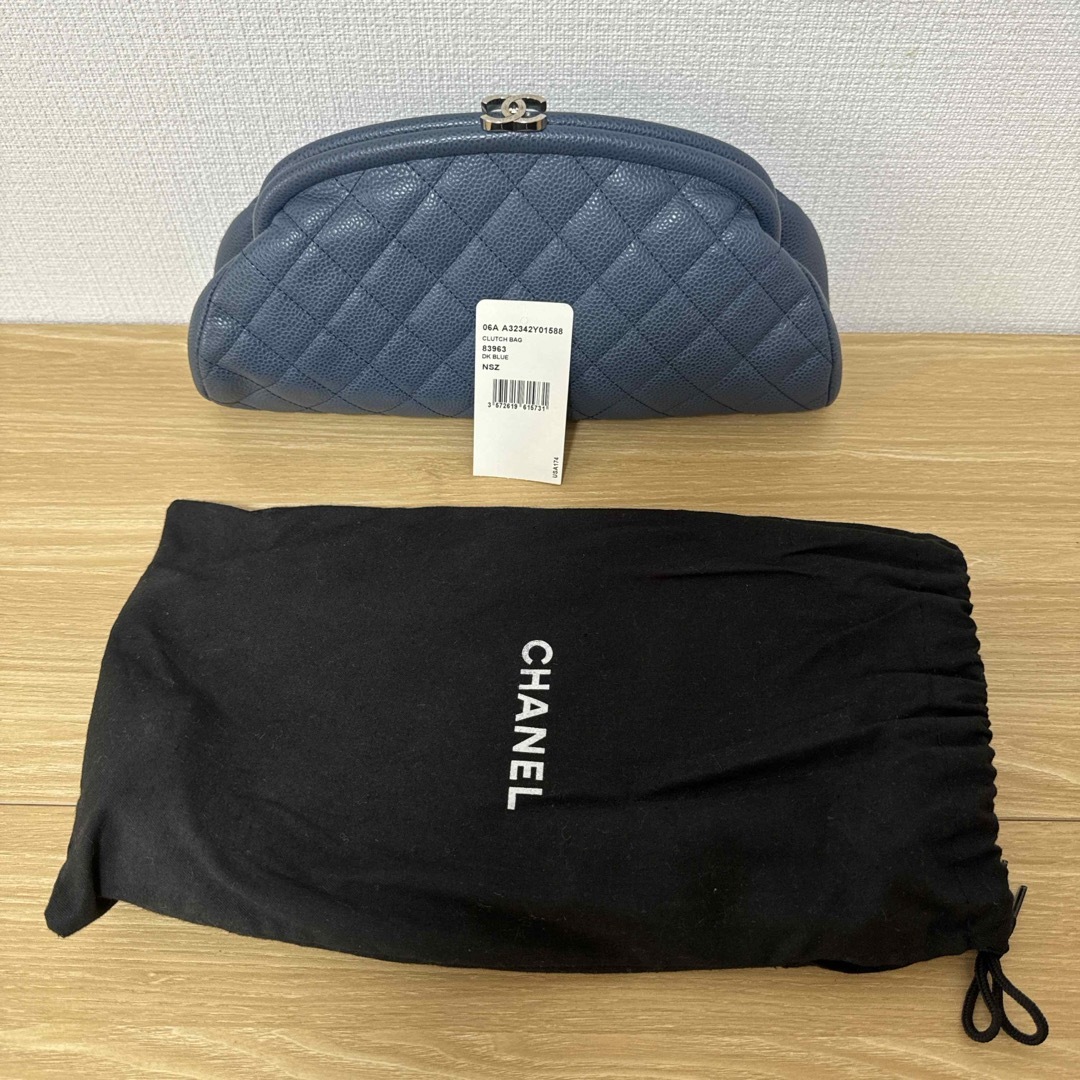 CHANEL(シャネル)の【CHANEL】クラッチバッグ　ネイビー レディースのバッグ(クラッチバッグ)の商品写真