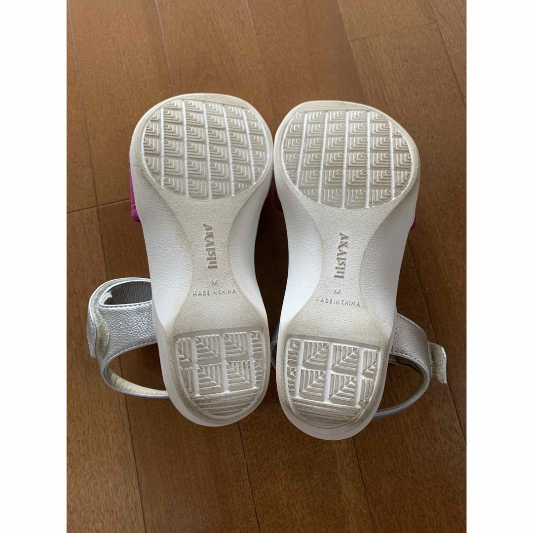 AKAISHI(アカイシ)のAKAISHI アカイシ　ローヒールサンダル　Mサイズ　23.0〜23.5cm レディースの靴/シューズ(サンダル)の商品写真