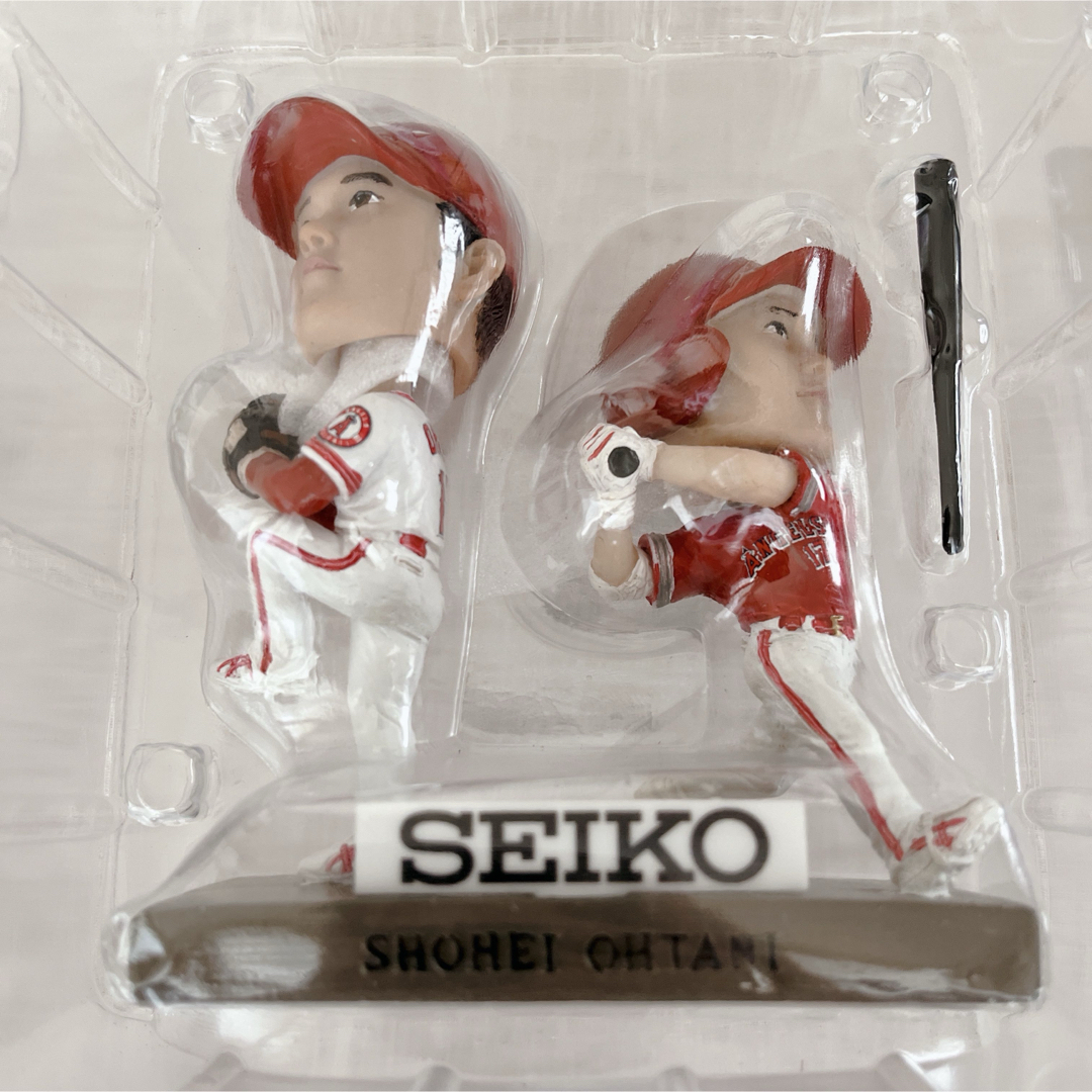 大谷翔平 二刀流 フィギュア アストロン 非売品 エンジェルス ドジャース スポーツ/アウトドアの野球(記念品/関連グッズ)の商品写真