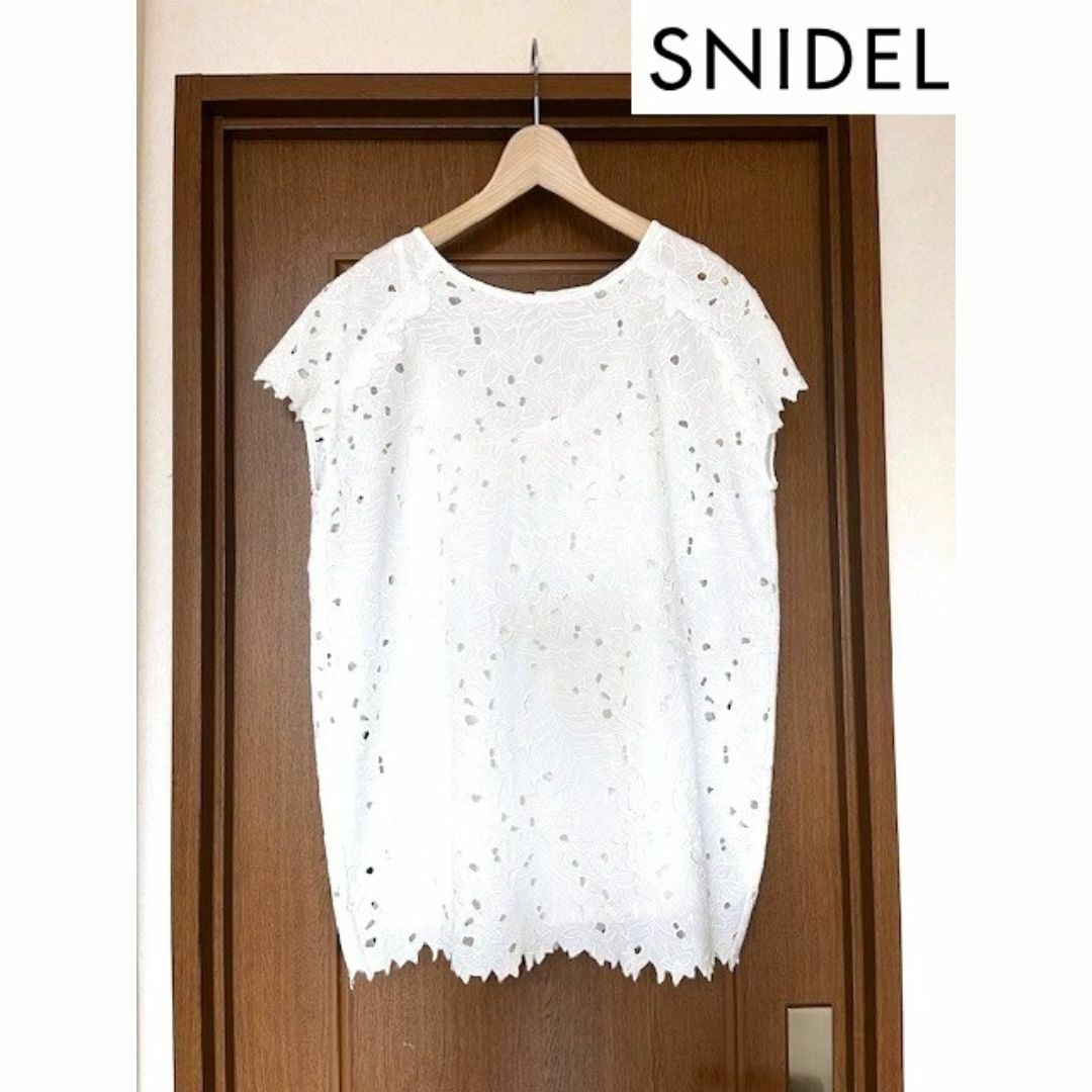 SNIDEL(スナイデル)のスナイデル★カットワークレースワンピース レディースのワンピース(ミニワンピース)の商品写真