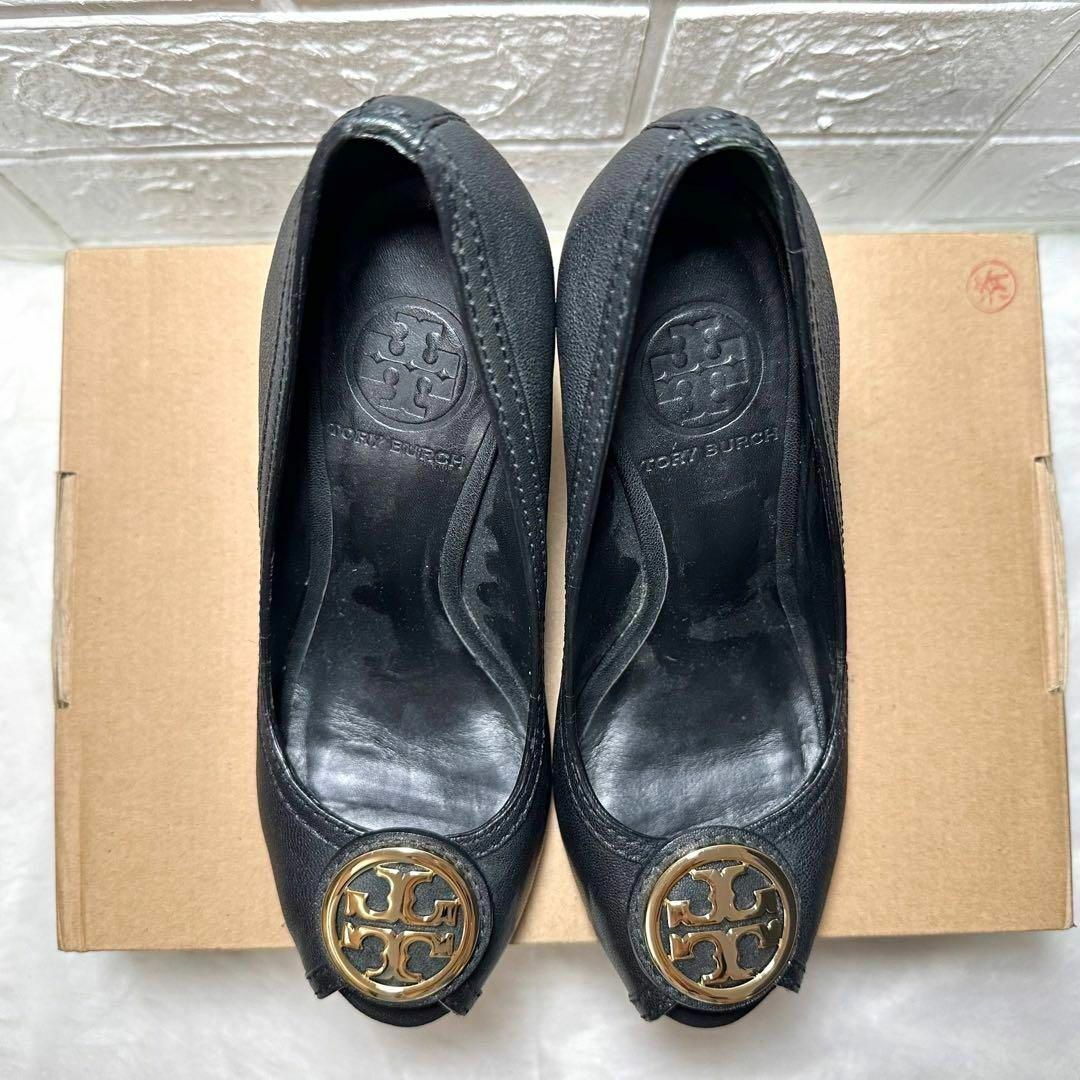 Tory Burch(トリーバーチ)のトリーバーチ　パンプス　ヒール　ウェッジソール　ブラック　6M レディースの靴/シューズ(ハイヒール/パンプス)の商品写真