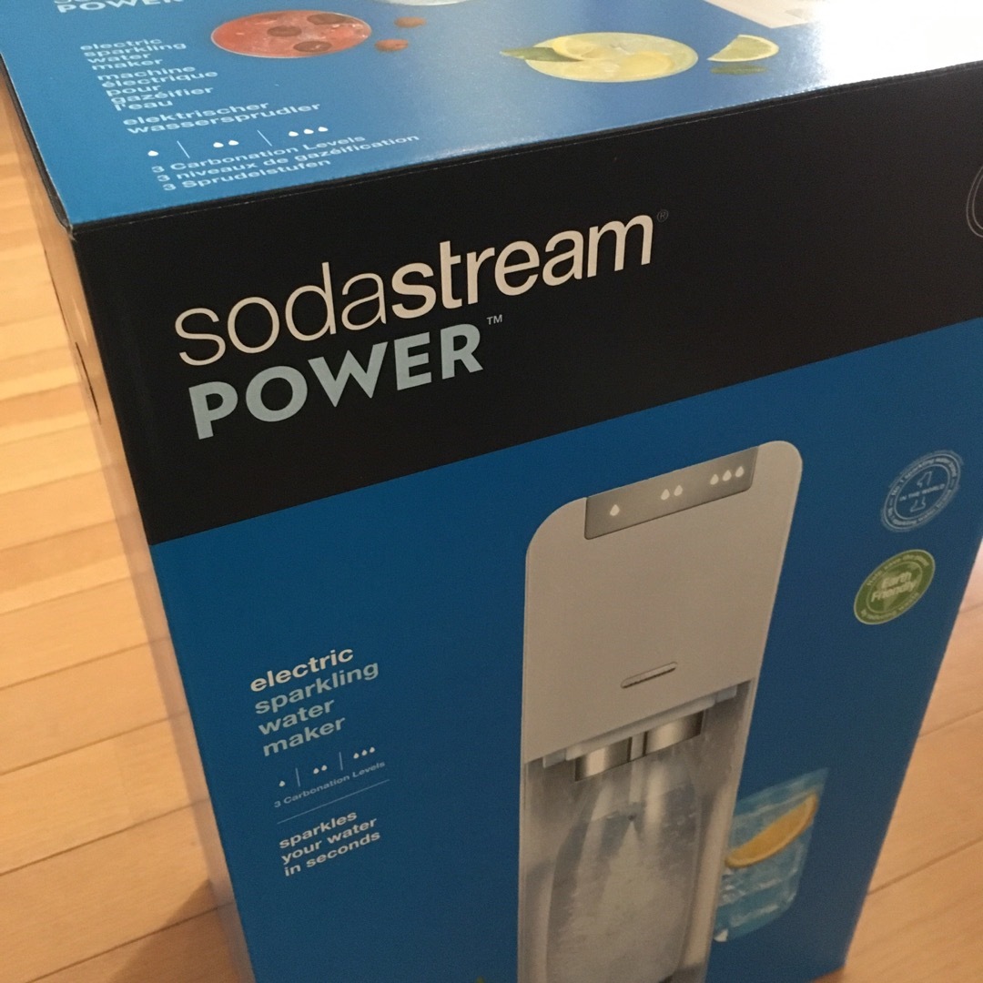 新品未開封 soda stream POWER ソーダストリーム パワー WHT インテリア/住まい/日用品のキッチン/食器(その他)の商品写真