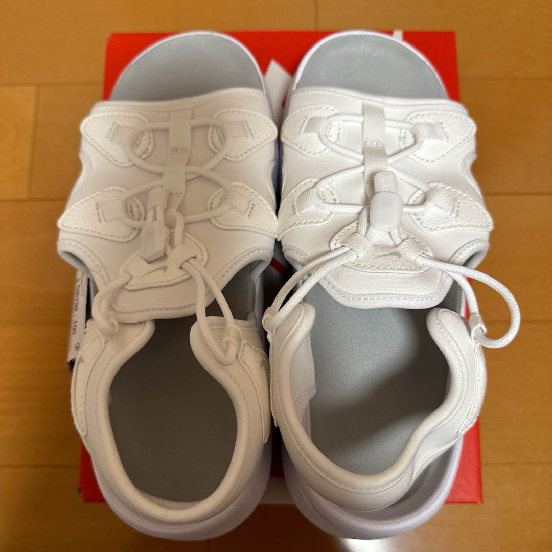 NIKE(ナイキ)の新品未使用☆NIKEエアマックスココ レディースの靴/シューズ(サンダル)の商品写真