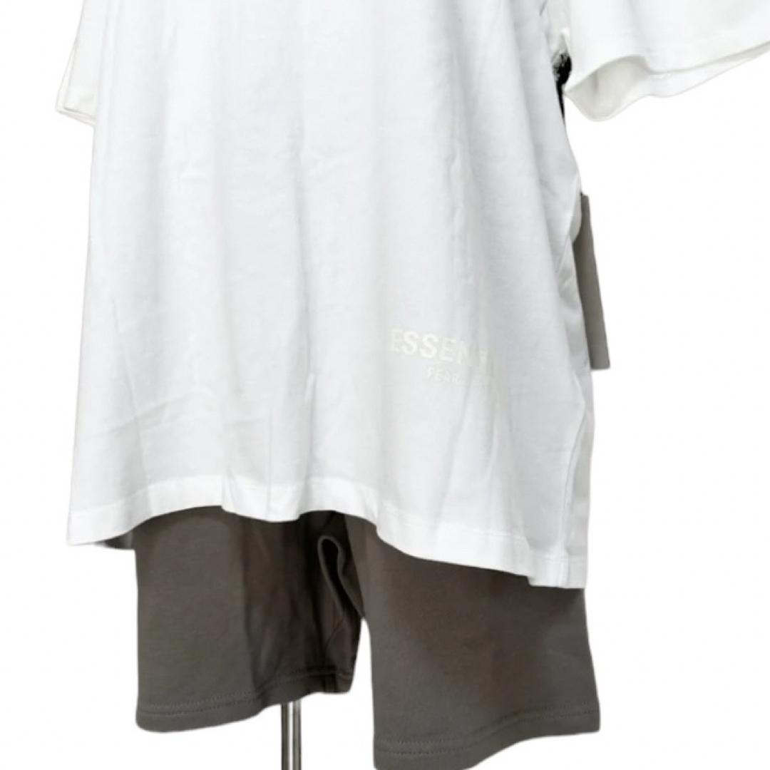 S.ESSENTIALS - 新品タグ付き FOG ESSENTIALS 半袖 ロゴ Tシャツ S.ESSENTIALS - 新品タグ付き FOG ESSENTIALS 半袖 ロゴ Tシャツ