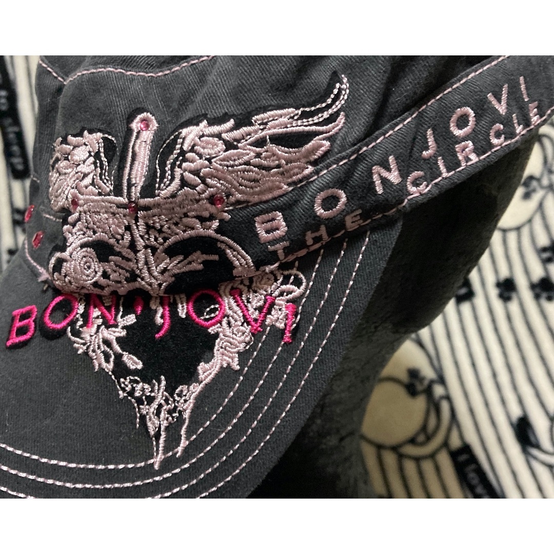 超激レア♪BON JOVI ボンジョヴィ ライブツアーキャップ　2010TOUR メンズの帽子(キャップ)の商品写真