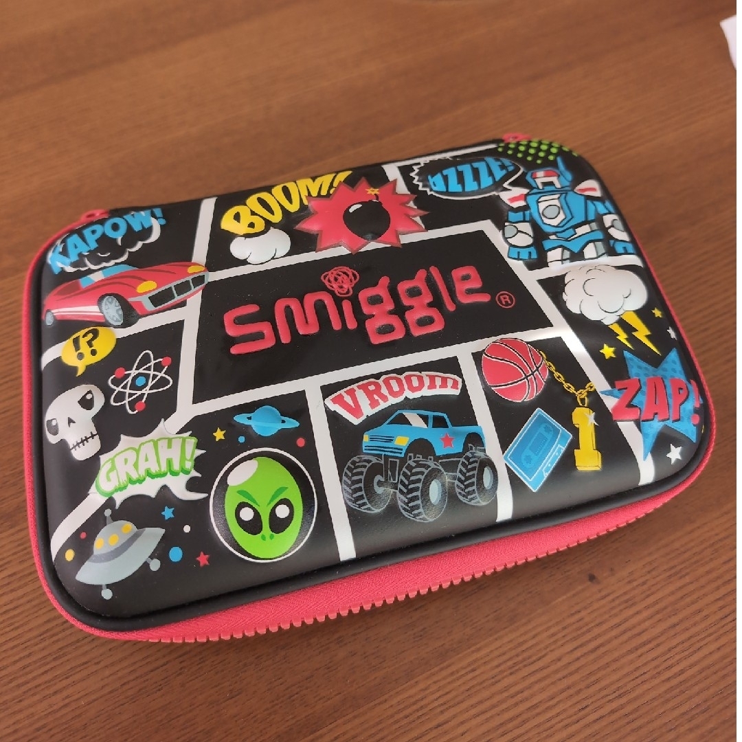 smiggle ペンケース インテリア/住まい/日用品の文房具(ペンケース/筆箱)の商品写真