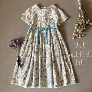 ヴァレンティノ(VALENTINO)のマリオ ヴァレンティノ｜涼しげなお花生地 透明感溢れたワンピース140(ワンピース)