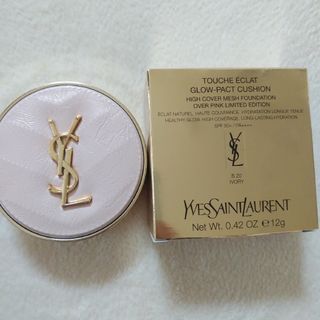 Yves Saint Laurent - イヴサンローラン☆ラディアントタッチグロウパクトコレクターB20ファンデーション