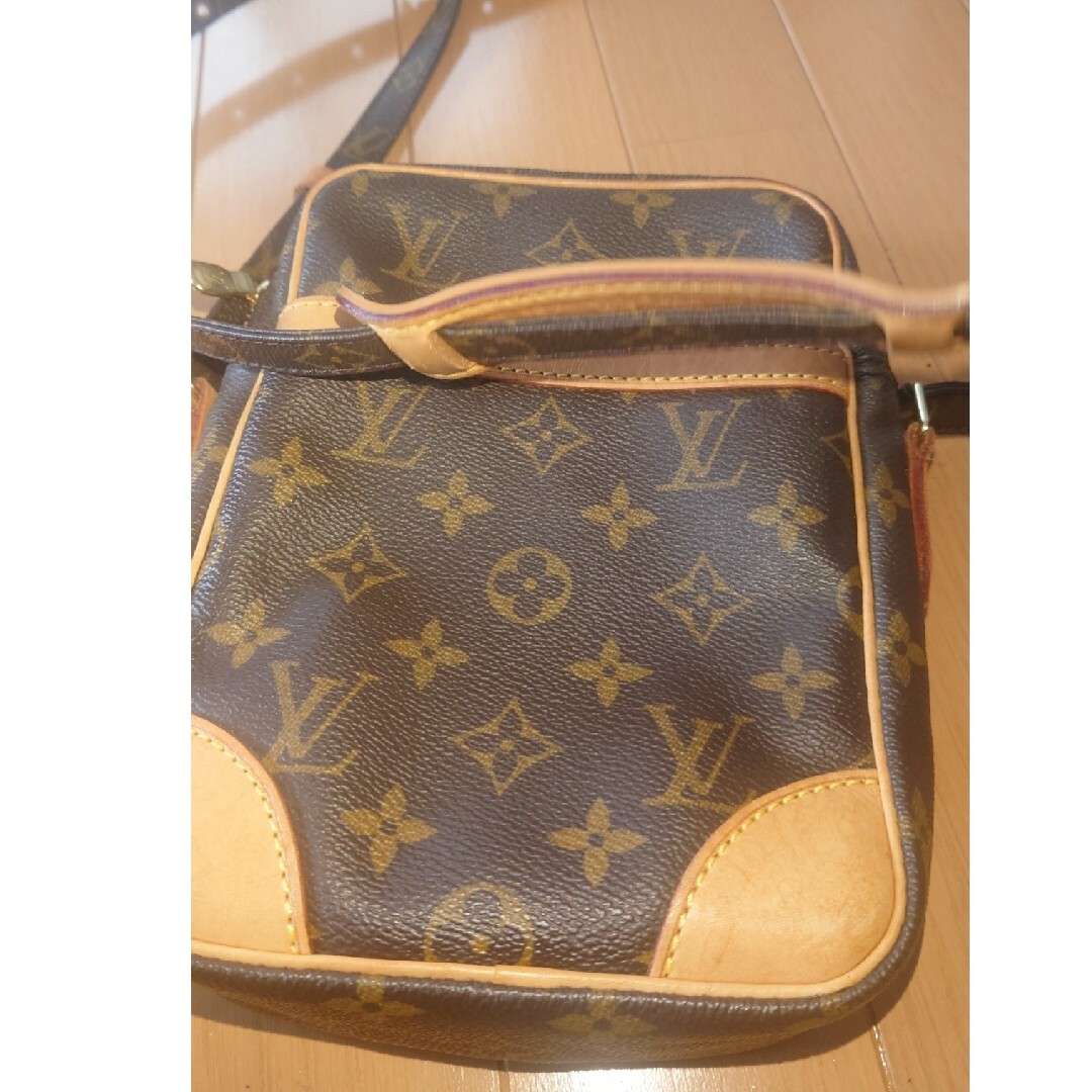 LOUIS VUITTON(ルイヴィトン)のLOUIS VUITTON ダヌーブ レディースのバッグ(ショルダーバッグ)の商品写真