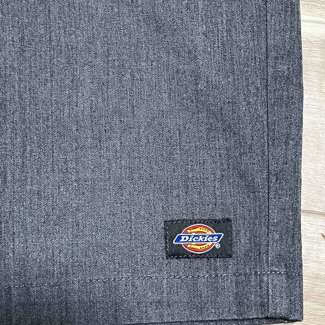 Dickies(ディッキーズ)のDickies ディッキーズ ハーフパンツ  グレー 34インチ メンズのパンツ(ショートパンツ)の商品写真