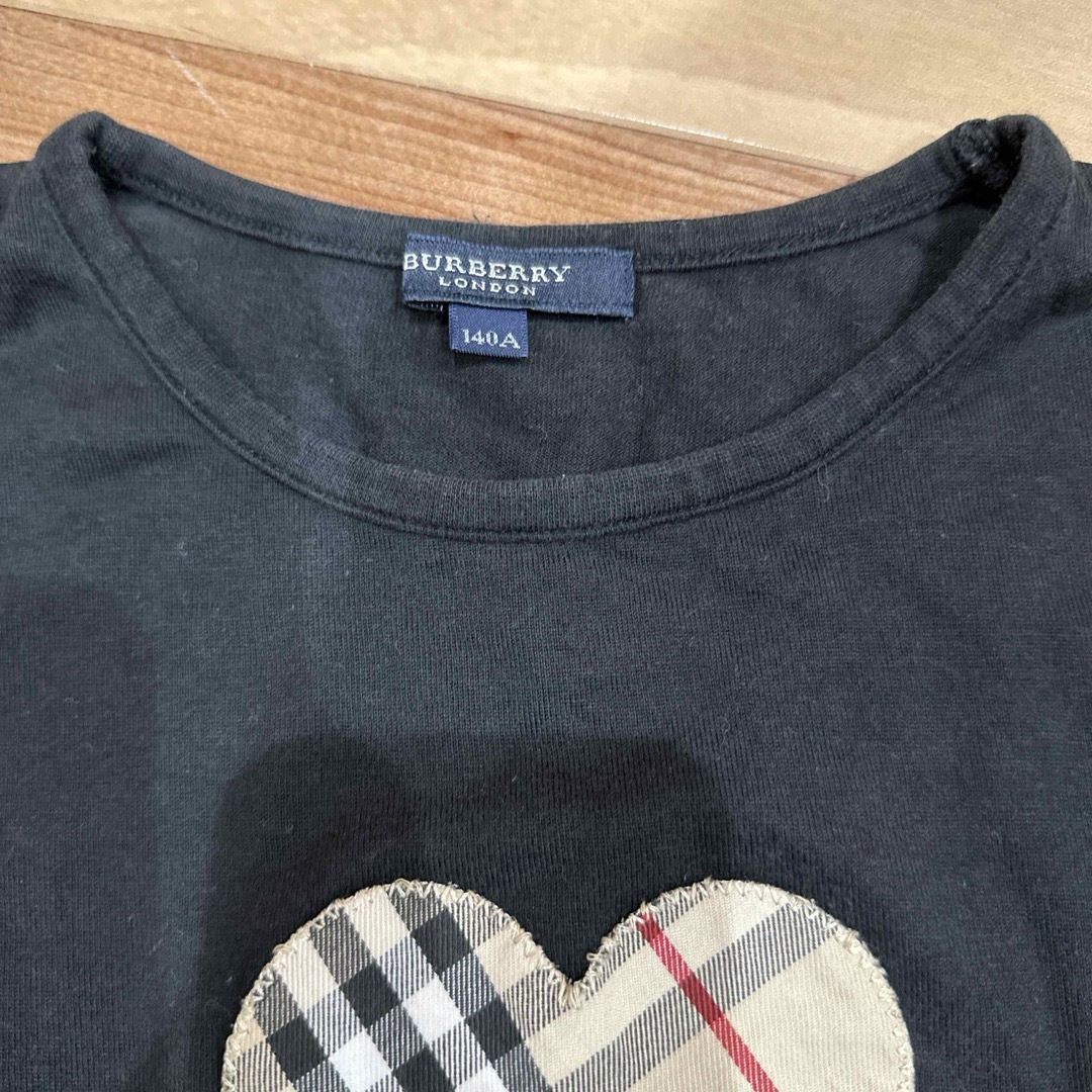 BURBERRY(バーバリー)のBurberry 長袖Tシャツ キッズ/ベビー/マタニティのキッズ服女の子用(90cm~)(Tシャツ/カットソー)の商品写真
