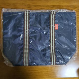 ヘインズ(Hanes)のHanes　ヘインズ　保冷トートバッグ　非売品　新品、未使用(トートバッグ)