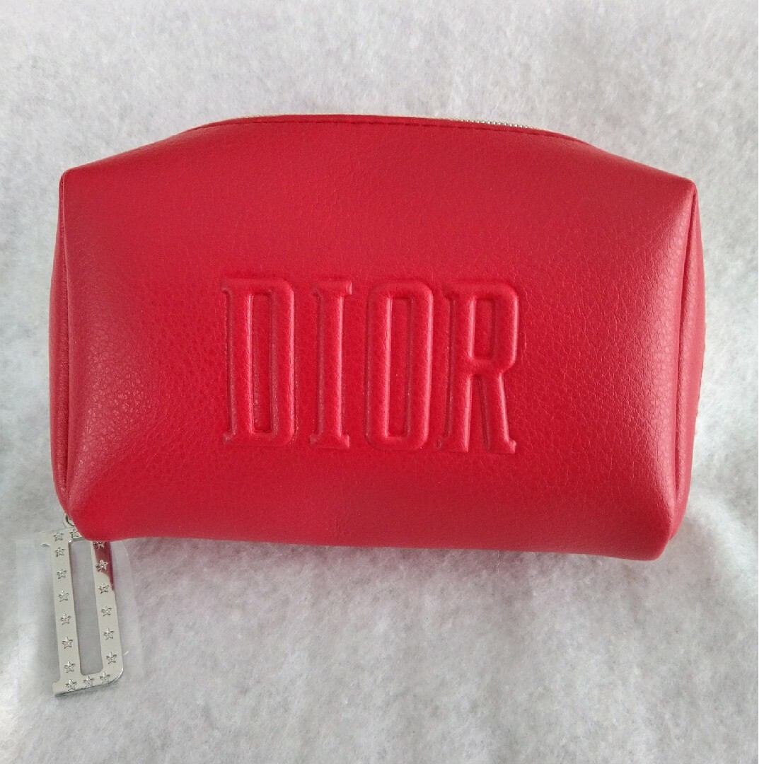 Dior(ディオール)の【未使用】Dior ノベルティグッズ ポーチ エンタメ/ホビーのコレクション(ノベルティグッズ)の商品写真