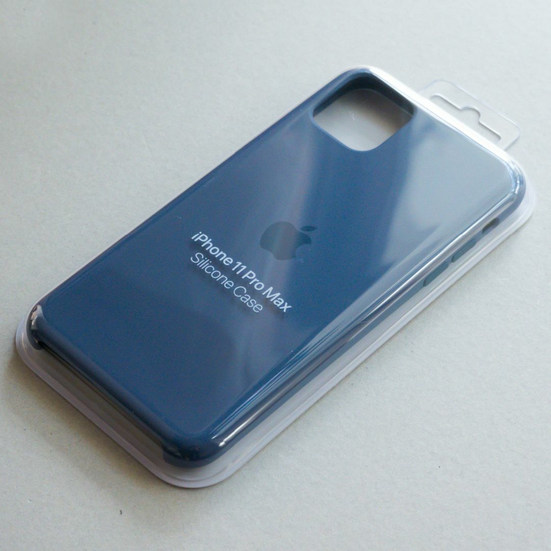 Apple(アップル)の新品2個セット Apple純正iPhone11Pro Maxシリコンケース青+橙 スマホ/家電/カメラのスマホアクセサリー(iPhoneケース)の商品写真