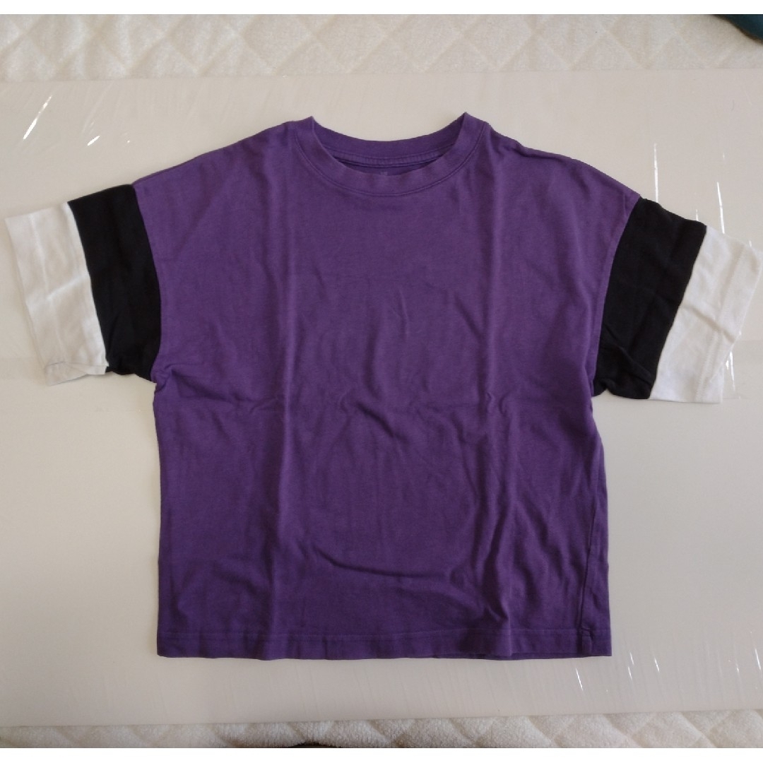 GU(ジーユー)の双子コーデ GU Ｔシャツ 140 キッズ/ベビー/マタニティのキッズ服男の子用(90cm~)(Tシャツ/カットソー)の商品写真