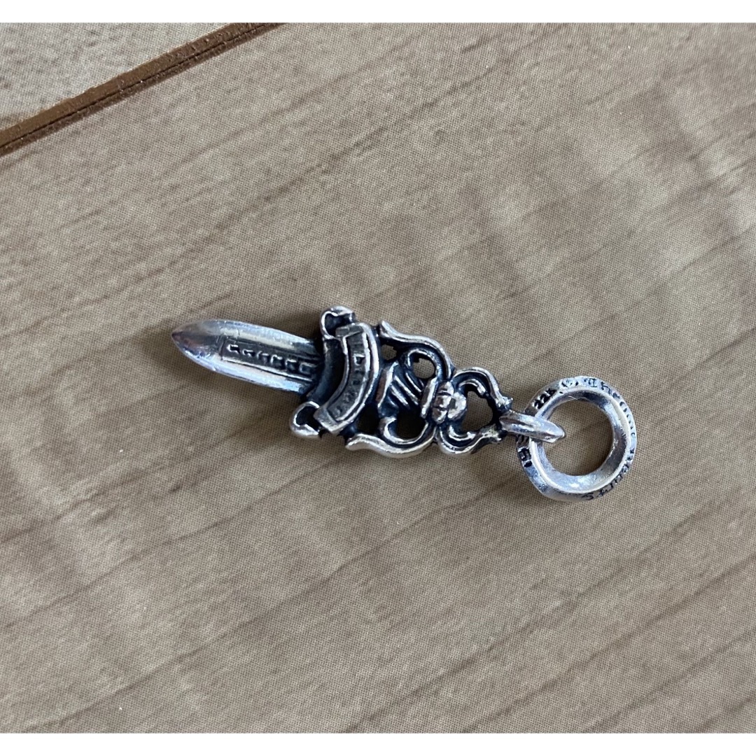 Chrome Hearts(クロムハーツ)のダガーチャーム メンズのアクセサリー(ネックレス)の商品写真