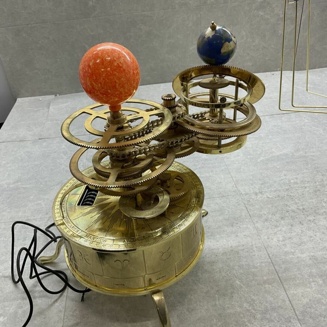ジャンク デアゴスティーニ 太陽系をつくる 天体模型 エンタメ/ホビーのおもちゃ/ぬいぐるみ(模型/プラモデル)の商品写真