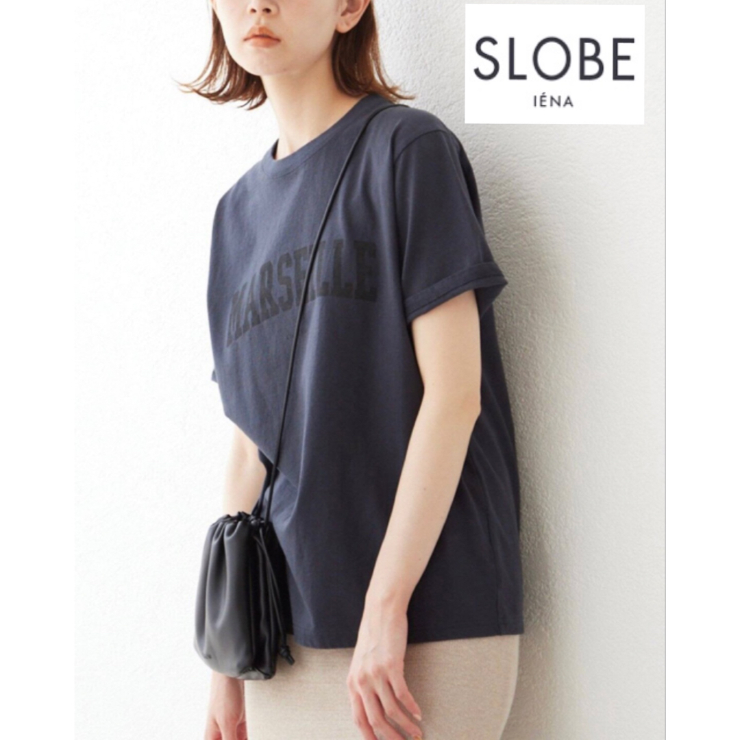 SLOBE IENA(スローブイエナ)のスローブイエナ　Tシャツ　MARSEILLE ロゴTシャツ　チャコールグレー レディースのトップス(Tシャツ(半袖/袖なし))の商品写真