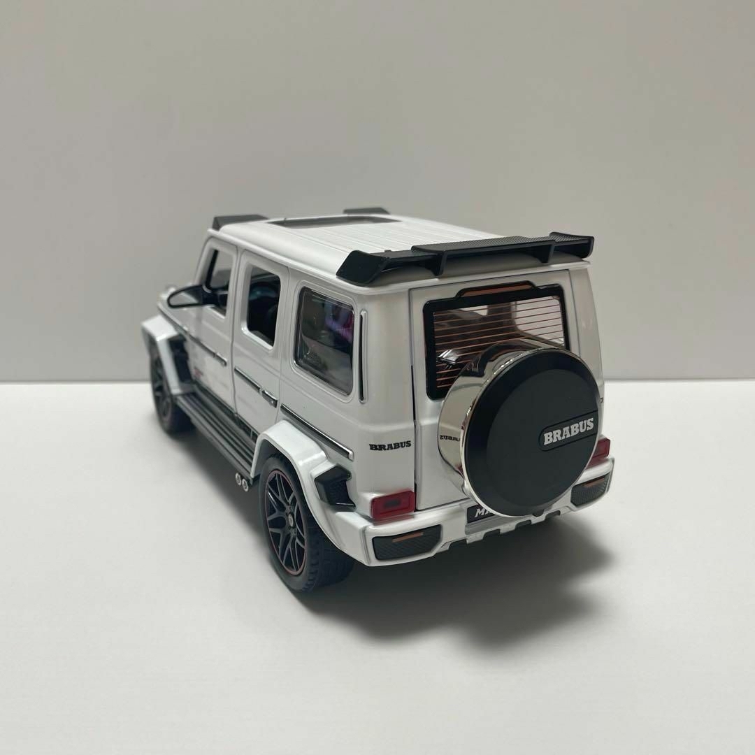 【1品限り】 メルセデスベンツ ゲレンデ AMG G63ミニカー 1/24 白 エンタメ/ホビーのおもちゃ/ぬいぐるみ(ミニカー)の商品写真