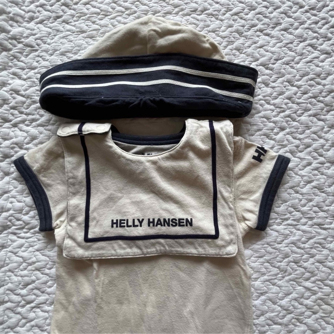 HELLY HANSEN(ヘリーハンセン)のヘリーハンセン　ロンパース＆スタイ＆帽子　3点セット キッズ/ベビー/マタニティのベビー服(~85cm)(ロンパース)の商品写真