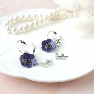 「風の花」アネモネ(パープル)　ピアス(ピアス)