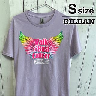 ギルタン(GILDAN)のUSA古着　GILDAN　Tシャツ　S　パープル　紫　プリント　ロゴ　コットン(Tシャツ/カットソー(半袖/袖なし))
