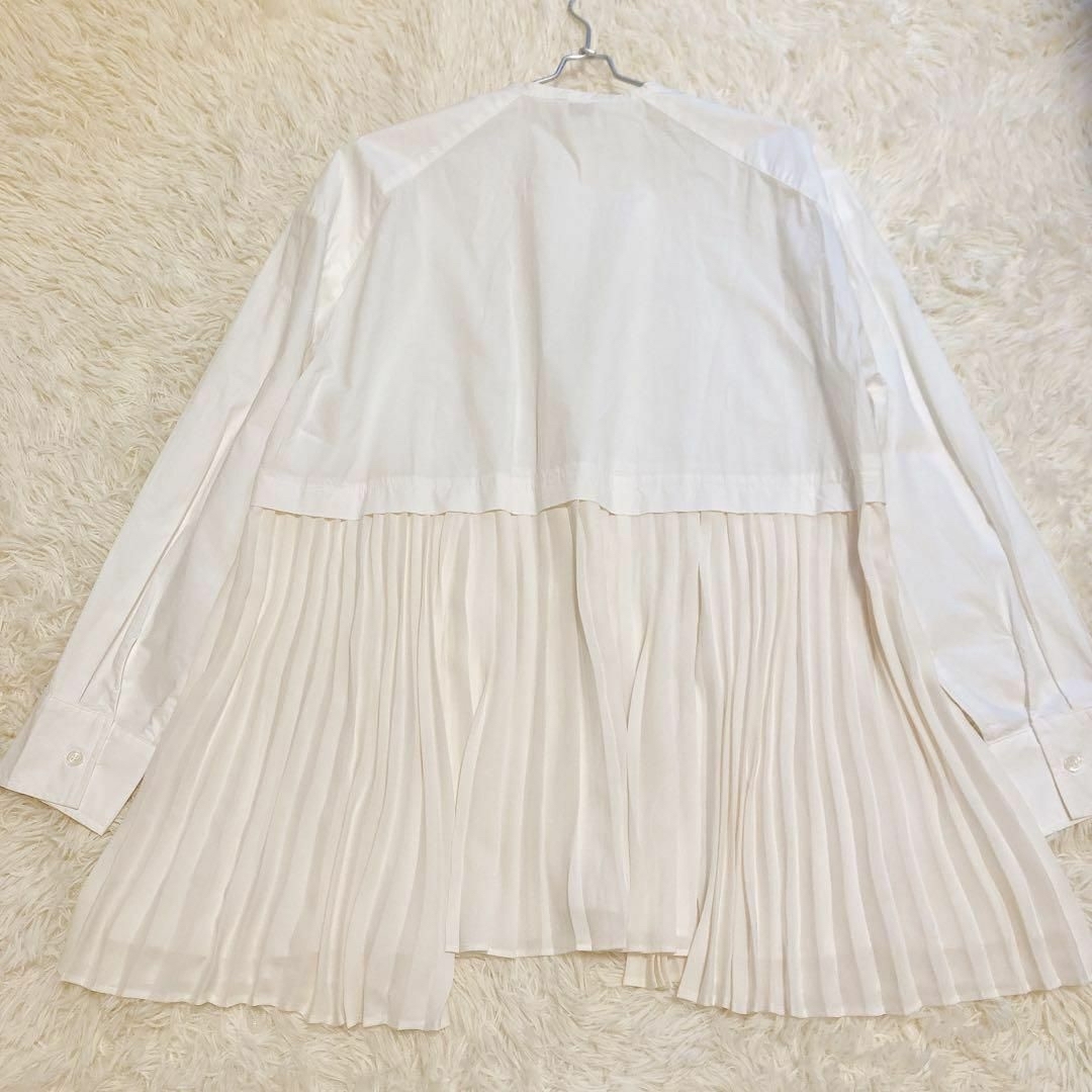 CLANE(クラネ)の☆極美品☆　クラネ　MIX PLEAT LAYER SHIRT　白 レディースのトップス(シャツ/ブラウス(長袖/七分))の商品写真