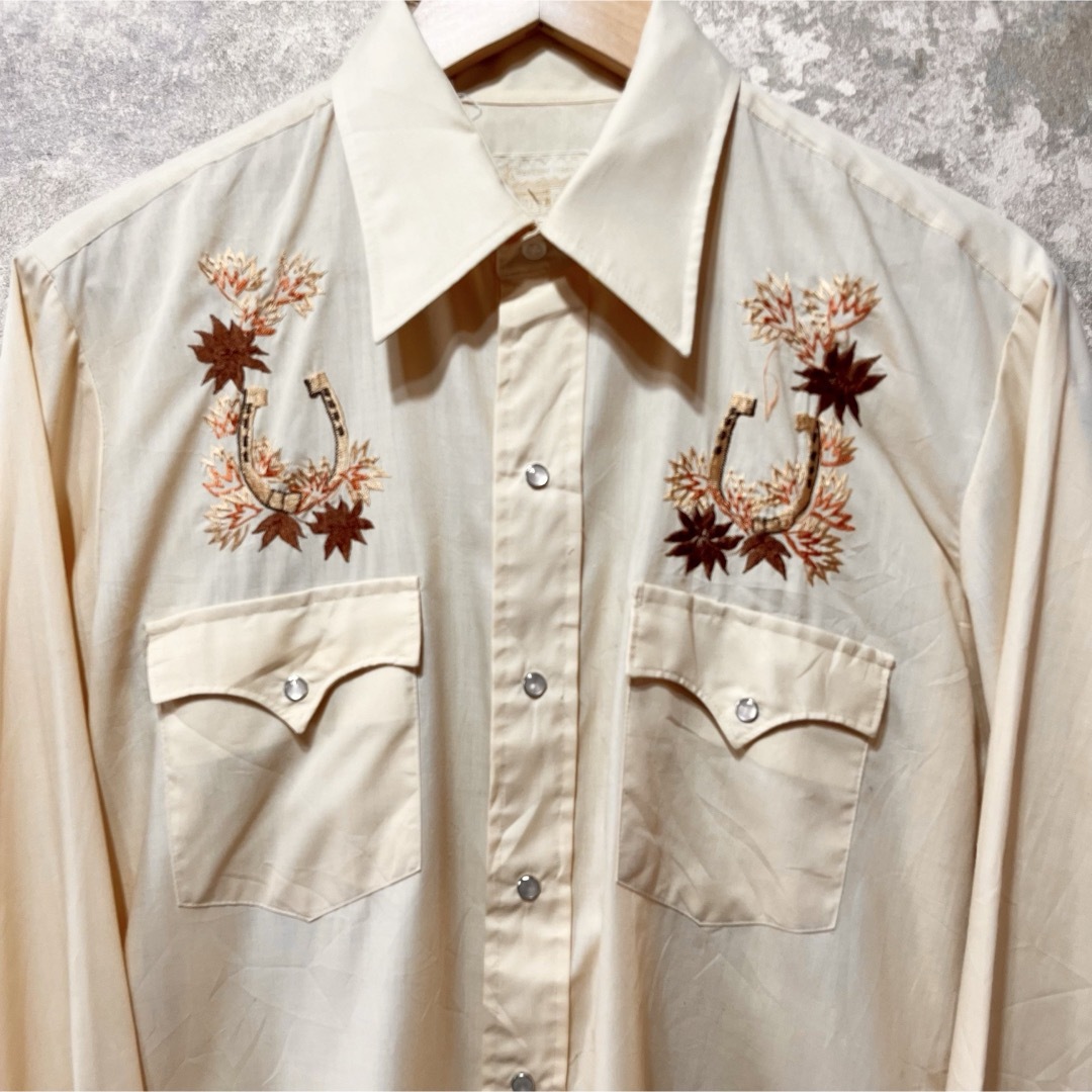 VINTAGE - WESTERN WEAR 刺繍シャツ ウエスタンシャツの通販 by VINTAGE - WESTERN WEAR 刺繍シャツ ウエスタンシャツの通販 by