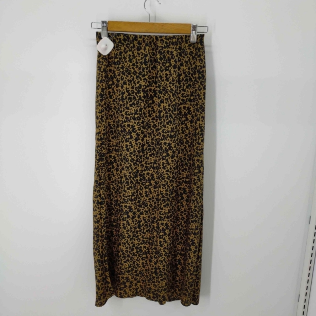 Noble(ノーブル)のNoble(ノーブル) 22AW レオパプリントナローサテンスカート ロング レディースのスカート(その他)の商品写真
