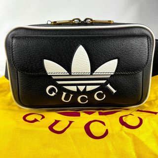 グッチ(Gucci)の☆希少☆紙タグ付き☆グッチxアディダスコラボ トレフォイルロゴ　ボディバッグ(ボディーバッグ)