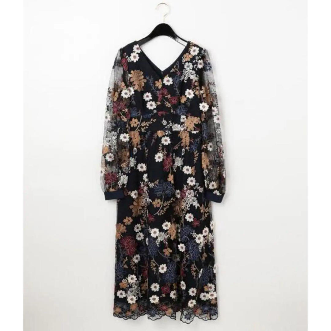 GRACE CONTINENTAL(グレースコンチネンタル)のグレースコンチネンタル 刺繍 ドレス レディースのフォーマル/ドレス(ロングドレス)の商品写真