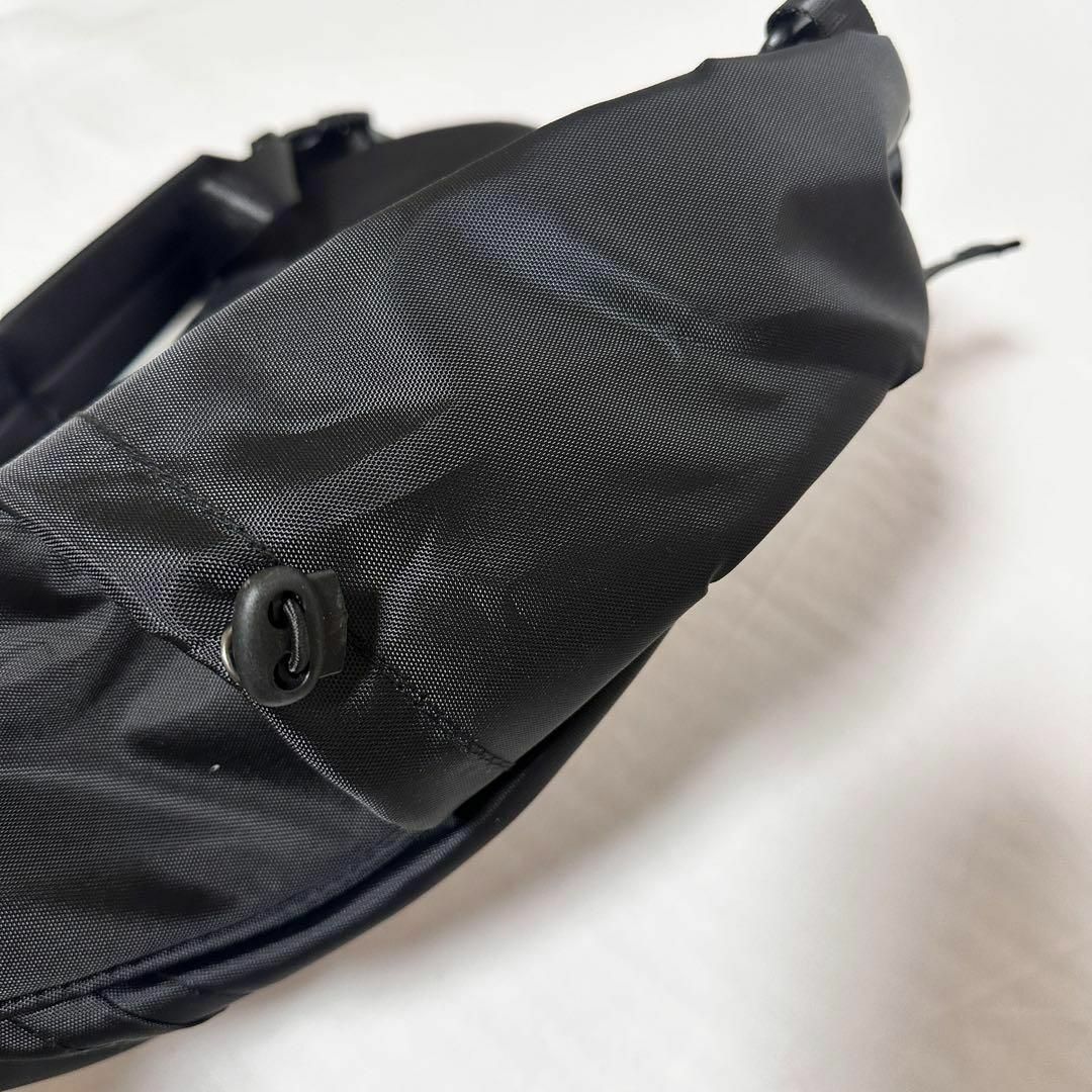 ワンショルダー ショルダーバッグ オシャレ スポーティ 斜めがけ ミリタリー メンズのバッグ(ボディーバッグ)の商品写真