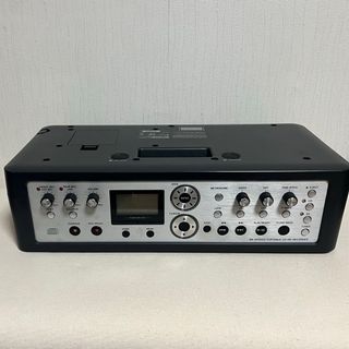 TASCAM ポータブルCD/SDレコーダー【ジャンク品】(ポータブルプレーヤー)