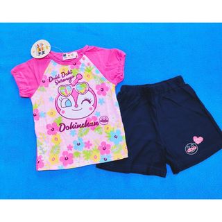 アンパンマン(アンパンマン)の新品　100cm　アンパンマン　女の子セットアップスーツ　Tシャツ×パンツ(Tシャツ/カットソー)