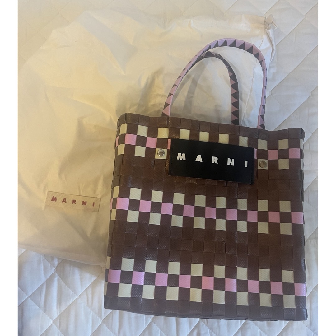 Marni(マルニ)の美品　marni マルニ マルニマーケット ミニバスケット　ブラウン レディースのバッグ(かごバッグ/ストローバッグ)の商品写真