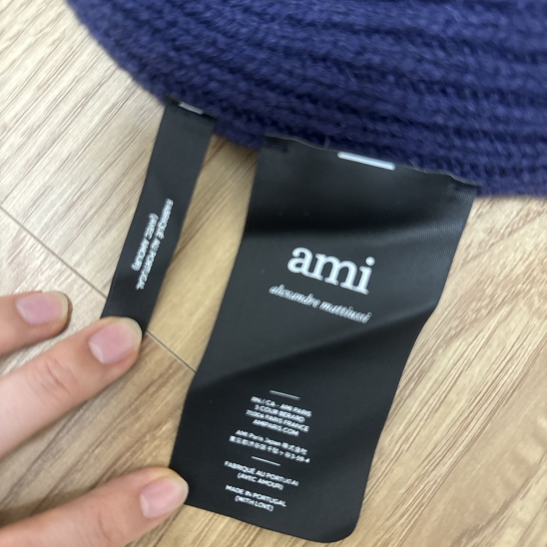 ami(アミ)のアミパリス ニット帽 ネイビー レディースの帽子(ニット帽/ビーニー)の商品写真